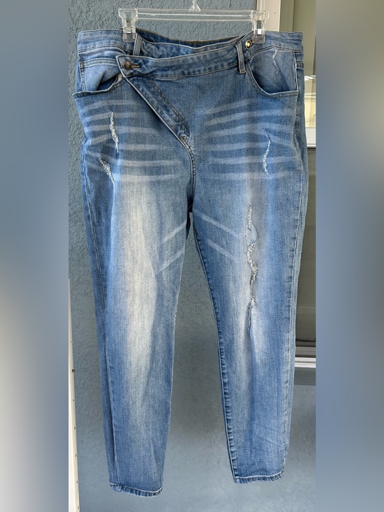 Fashion Nova Denim - Fashion Nova Distressed Women’s High Rise Asymmetrical Waist Stretchy Skinny 3X